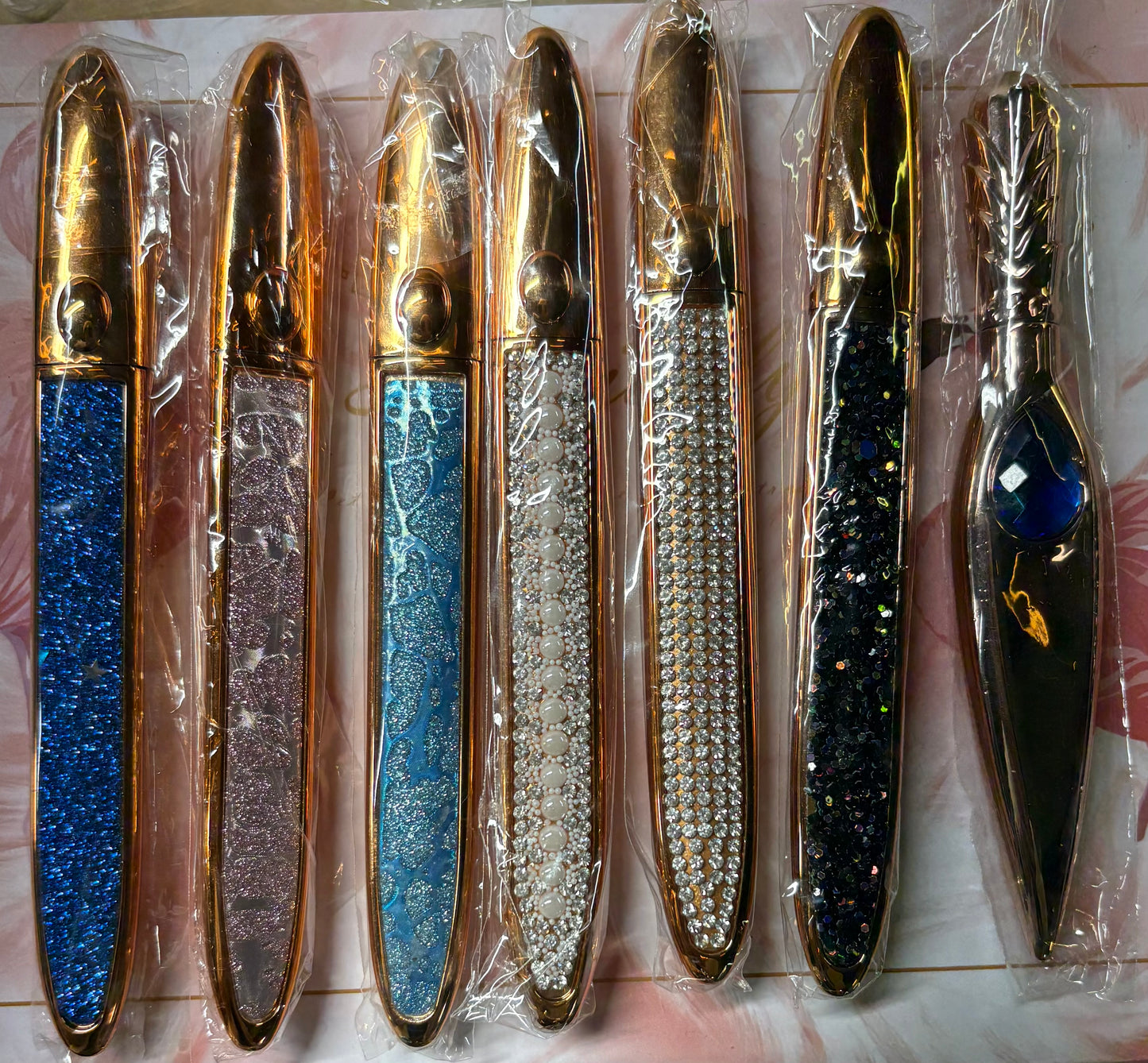 ✨ Eyeliner Lash Glue Pen - Multiple Styles Available ✨